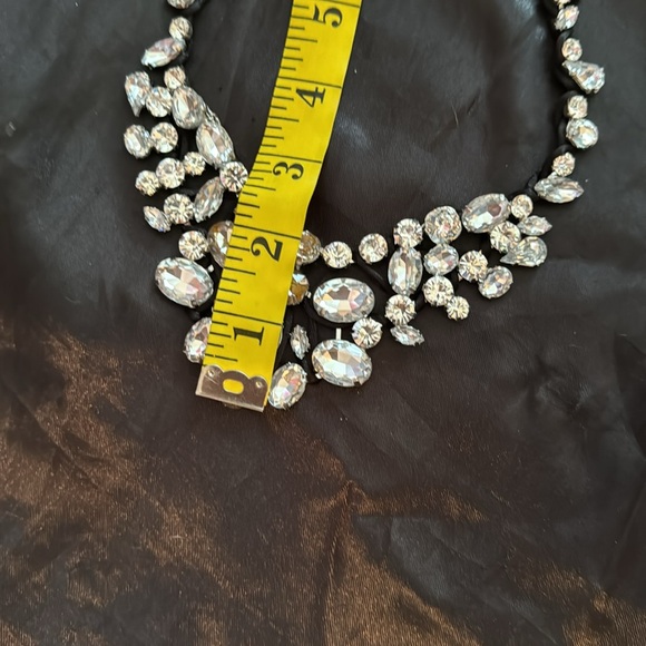 And Lovely Big Rhinestone Statement Necklace & Earring Set - Picture 12 of 13